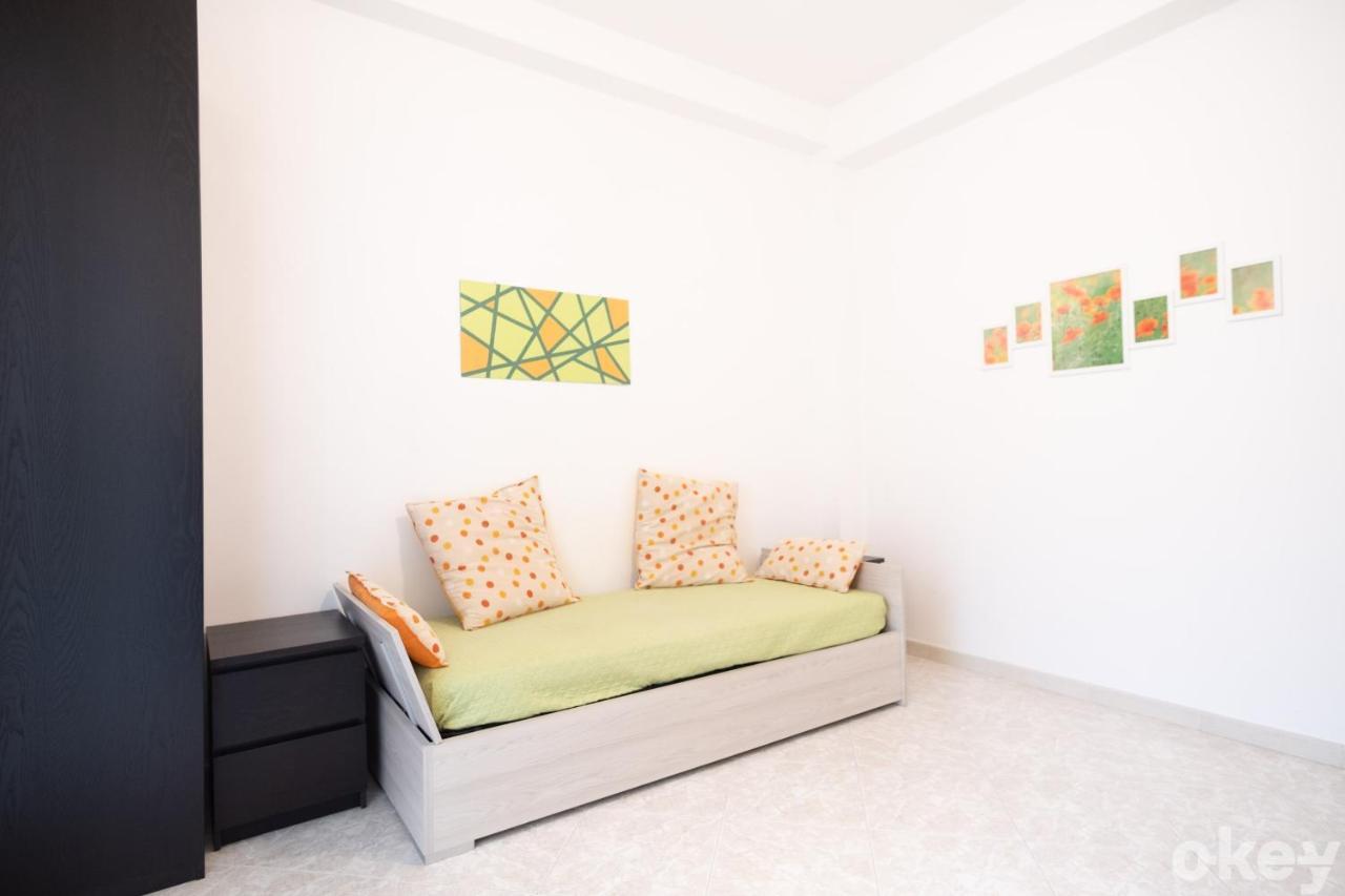 Cozy Apartments De Gasperi Бари Экстерьер фото