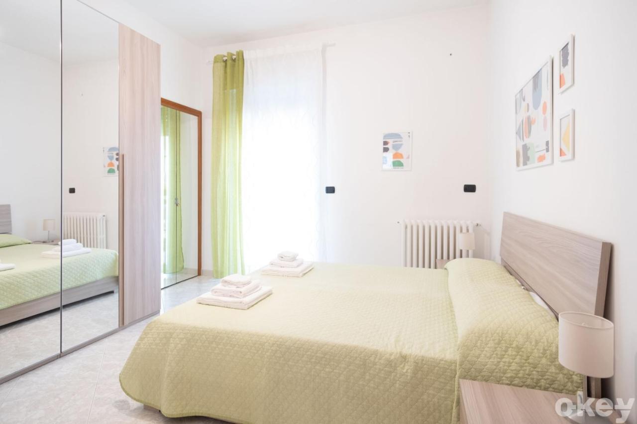 Cozy Apartments De Gasperi Бари Экстерьер фото