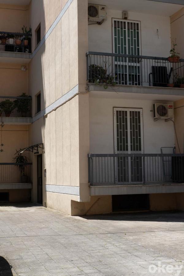Cozy Apartments De Gasperi Бари Экстерьер фото