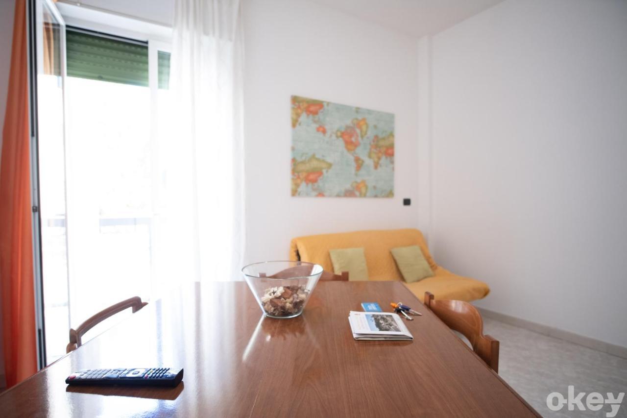 Cozy Apartments De Gasperi Бари Экстерьер фото